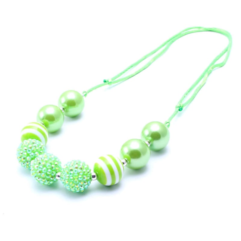 Gyermekeknek szóló nyaklánc - gyanta/plasztik gyöngyök, gyöngy lánc, állítható zsinór, egyedi csomagolás