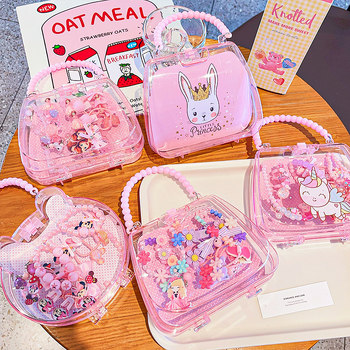 Vaikų plaukų aksesuarų komplektas – rankų darbo; akrilinis; piešiniai su gyvūniais/animaciniais personažais; įskaitant plaukų segtukus, kaklo vėrinį ir auskarus; tinka vaikams nuo 3 iki 10 metų.