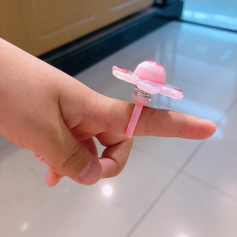 Gyermekeknek forgó gyűrű — műanyag/gyanta, rajzfilmszerű stílus, Lányos Hercegnő sorozat, logó nyomtatás lehetősége