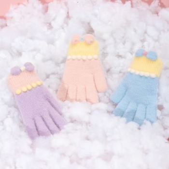 Vaikų žieminės pirštinės mergaitėms — šiltos, su fleece pamušalu, megzti jacquard raštu, princų stilius, penkių pirštų dizainas, elastinis rankogalis, 4–8 m