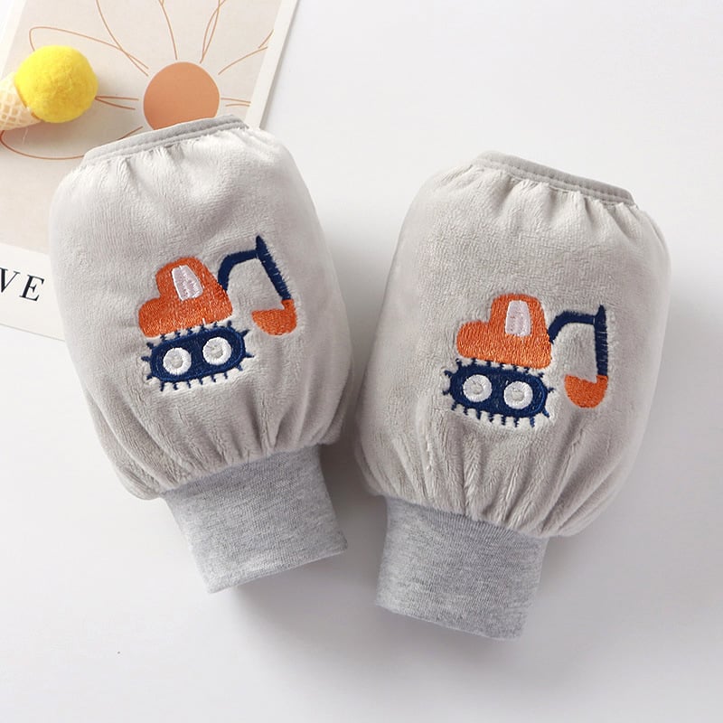 Vaikų rankovinės apsauginės nuo nešvarumų, rudens–žiema, animacinis piešinys, siuvinės, poliesterio pluoštas