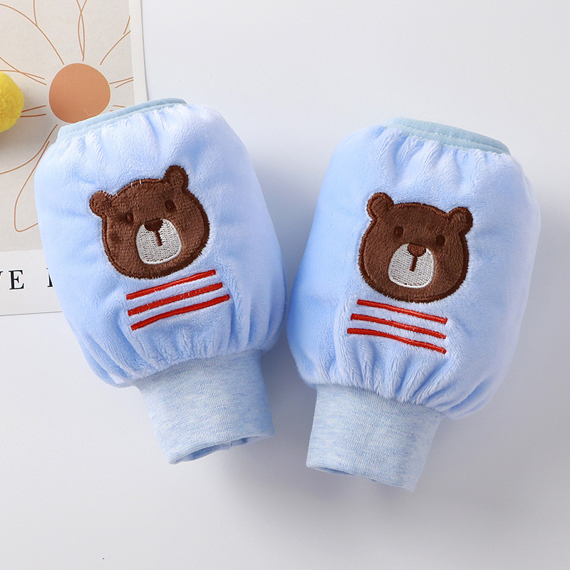 Vaikų rankovinės apsauginės nuo nešvarumų, rudens–žiema, animacinis piešinys, siuvinės, poliesterio pluoštas