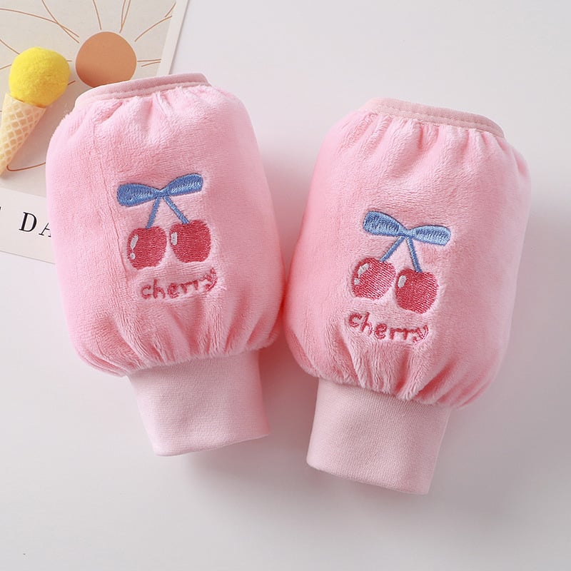 Vaikų rankovinės apsauginės nuo nešvarumų, rudens–žiema, animacinis piešinys, siuvinės, poliesterio pluoštas