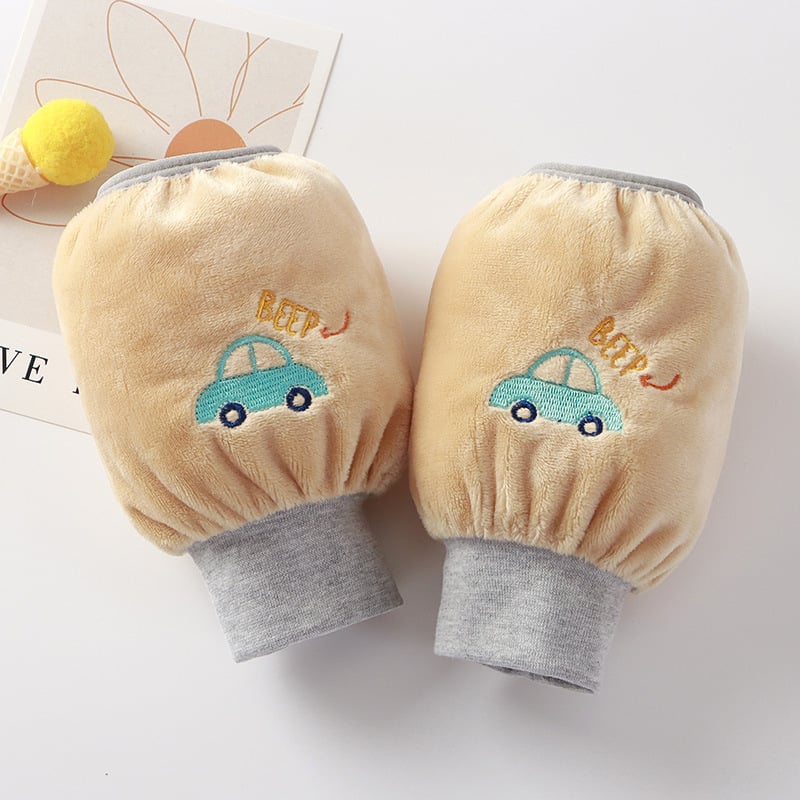 Vaikų rankovinės apsauginės nuo nešvarumų, rudens–žiema, animacinis piešinys, siuvinės, poliesterio pluoštas