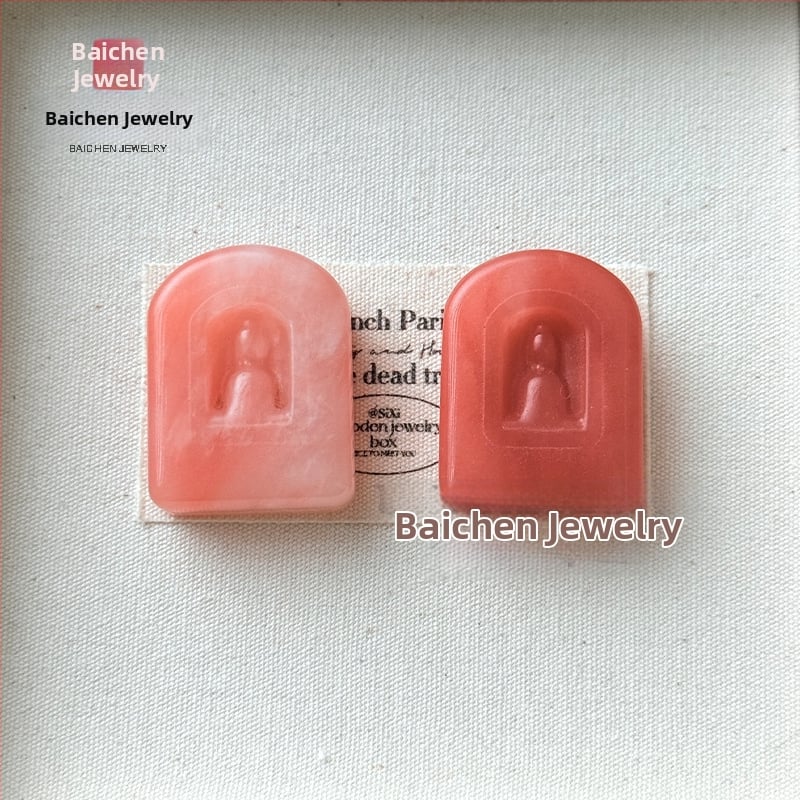 Dabas jads kulons, ģeometriska forma, slīpēts un polēts