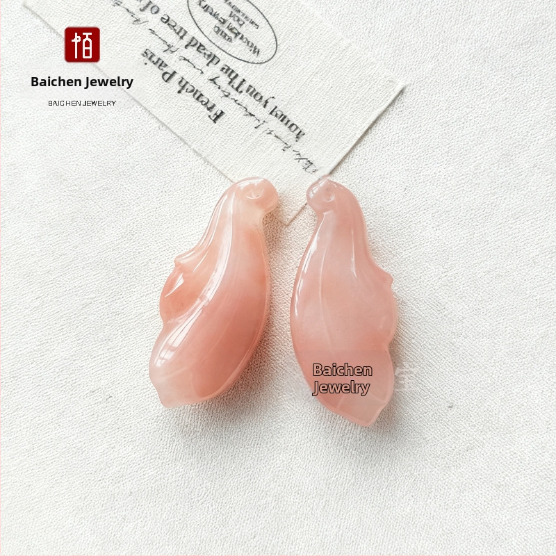 Dabas jads kulons, ģeometriska forma, slīpēts un polēts