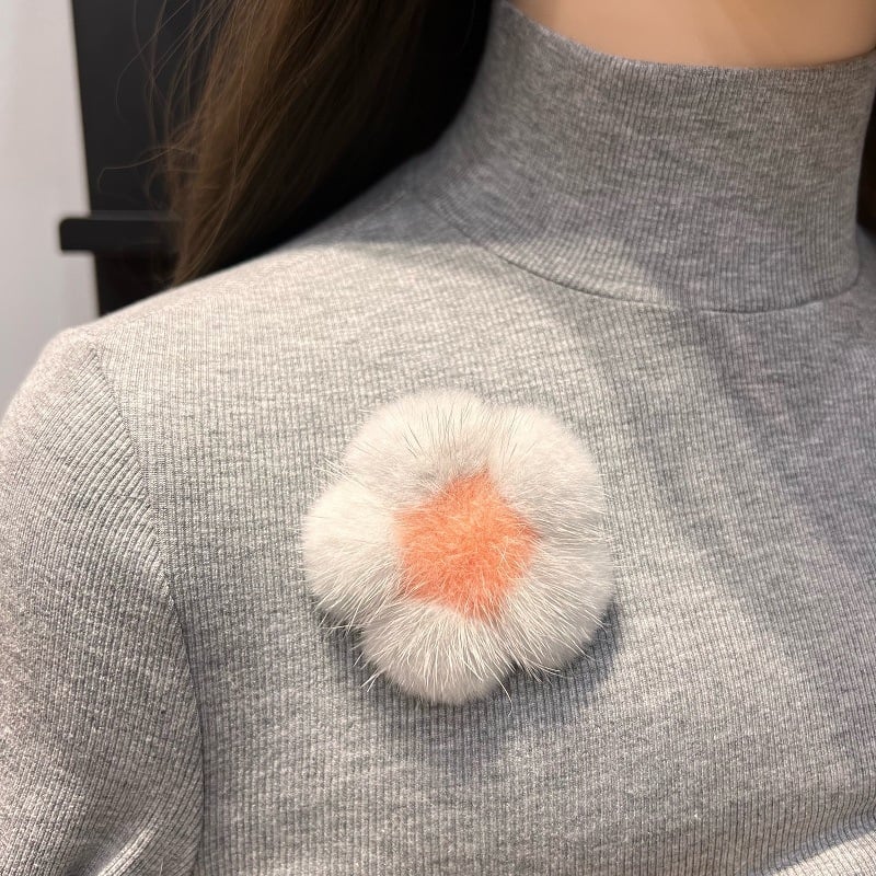 Χειροποίητη καρφίτσα από γούνα μίνκ σε σχήμα μικρού λουλουδιού, διακοσμητικό αξεσουάρ για πουλόβερ και σακίδιο, unisex