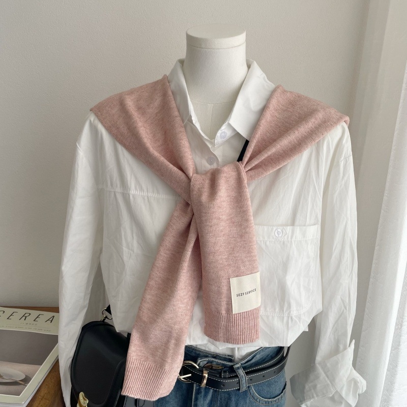 Дамски мек плетен шал в корейски стил - лек аксесоар за пролет, лято и есен, издание пролет 2025