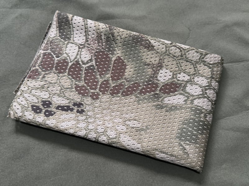 Ārējā elpojošā kamuflāžas šalle riteņbraukšanai, poliesters, universāls