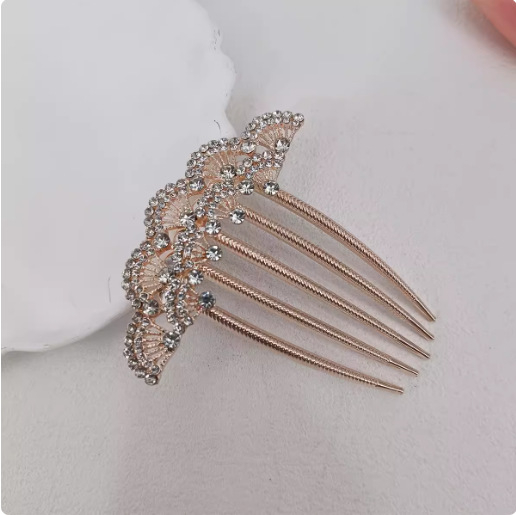 Ретро метален гребен за коса с пет зъба, аметистови кристали, флорална стилизация, ръчно изработен аксесоар за коса.