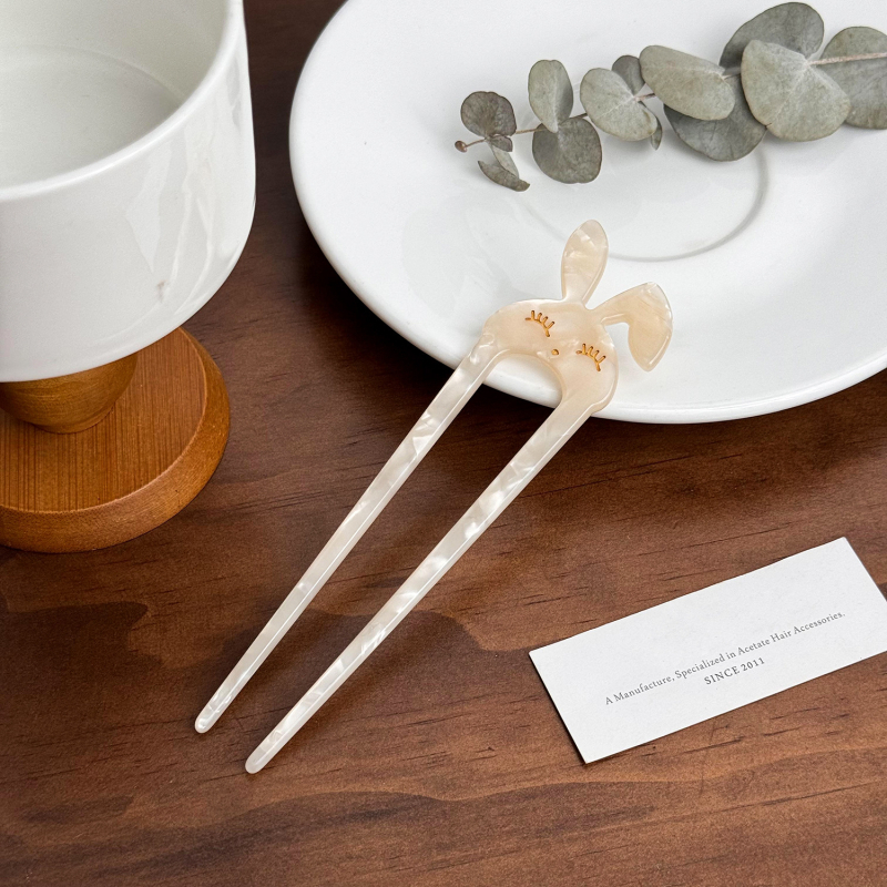 Hajcsat ecetsav lemezből, pillangó mintával, felület spray-festett, rögzítés típus: grip, beépítés nélküli, elegáns stílus — Duowei