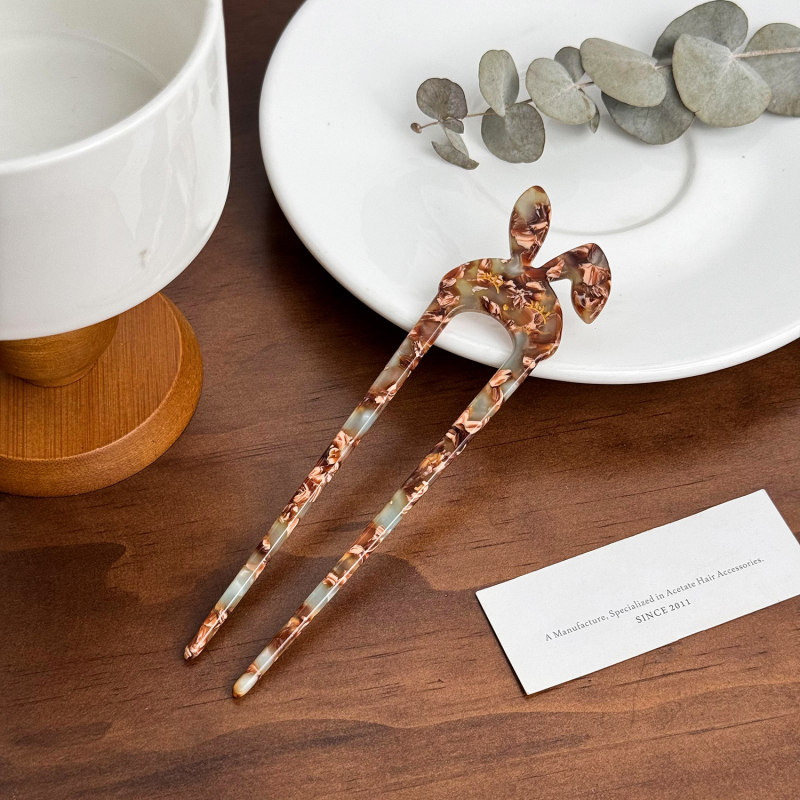 Hajcsat ecetsav lemezből, pillangó mintával, felület spray-festett, rögzítés típus: grip, beépítés nélküli, elegáns stílus — Duowei