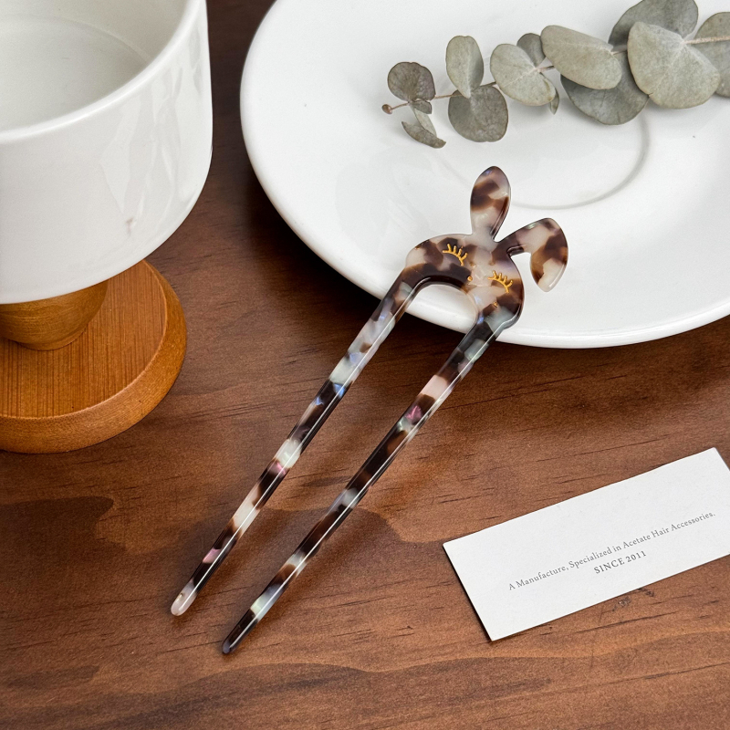 Hajcsat ecetsav lemezből, pillangó mintával, felület spray-festett, rögzítés típus: grip, beépítés nélküli, elegáns stílus — Duowei