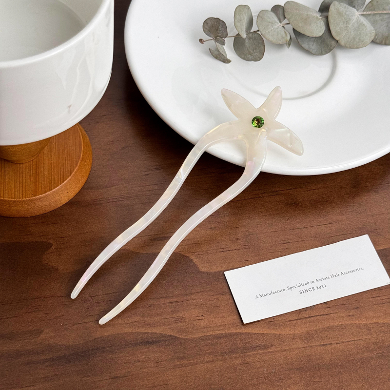 Hajcsat ecetsav lemezből, pillangó mintával, felület spray-festett, rögzítés típus: grip, beépítés nélküli, elegáns stílus — Duowei