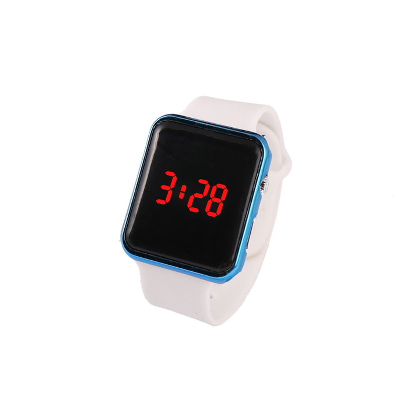 LED digitaalne kell ristkülikukujulise dialiga, numbriline ekraan, PU-rihm, plastikust korpus, peidetud pandla