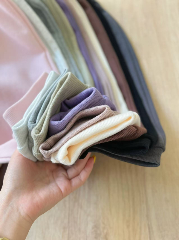 Vaikų medvilninės ilgos kelnės su švelniu plovimu – unisex, švelni apdaila, vidutinio pločio juosta su elastiku, 85% medvilnė