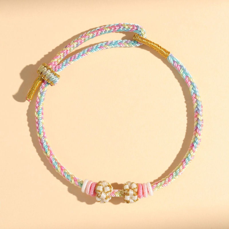 Unisex narukvica kineskog stila, ručno izrađena na crvenoj užadi - ukras za ruku