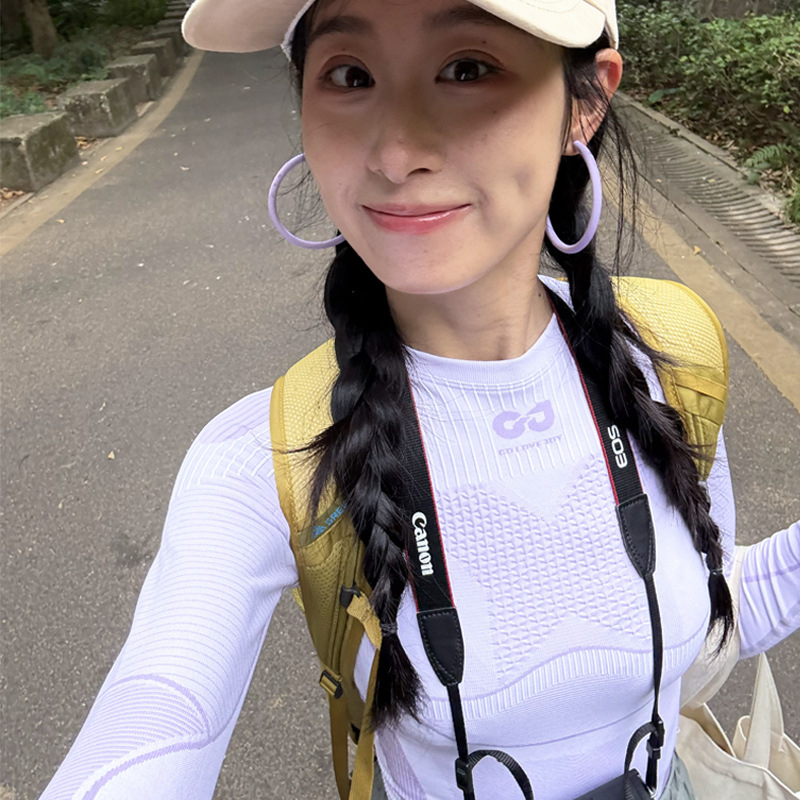 Unisex greitai džiūvantis lauko komplektas – nailono/elastano audinys, dryžių raštas, žiemai, pavasariui ir rudeniui; tinka bėgimui, važiavimui dviračiu, žygiams ir slidinėjimui