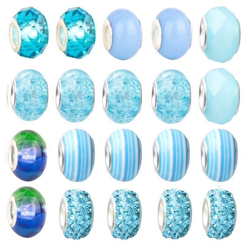 DIY gyerekeknek karkötőgyöngy készlet, elektroplattolt felületű vegyes anyagú gyöngyökkel és rajzfilmfigurás charmokkal