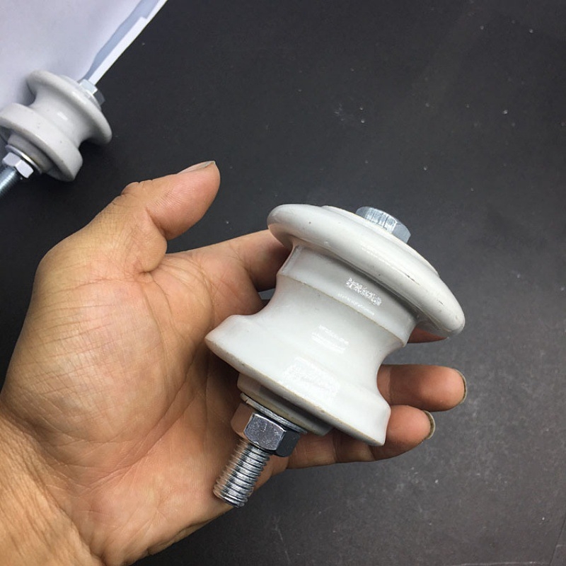 Trikampis geležinis kabelių laikiklis išoriniam sienai - Yangtang, modelis: Įvairūs