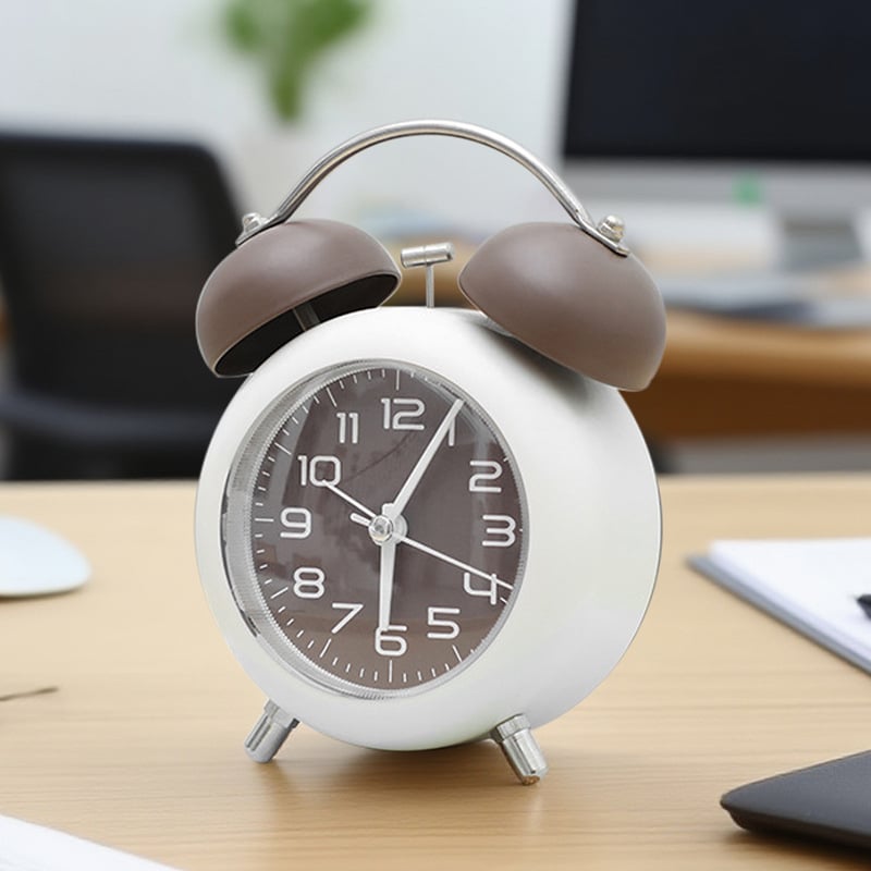 Rajzfilm asztali ébresztőóra LED és analóg kijelzővel, kvarc Aishida mozgás, elemről működik, fém ház, egyoldalas