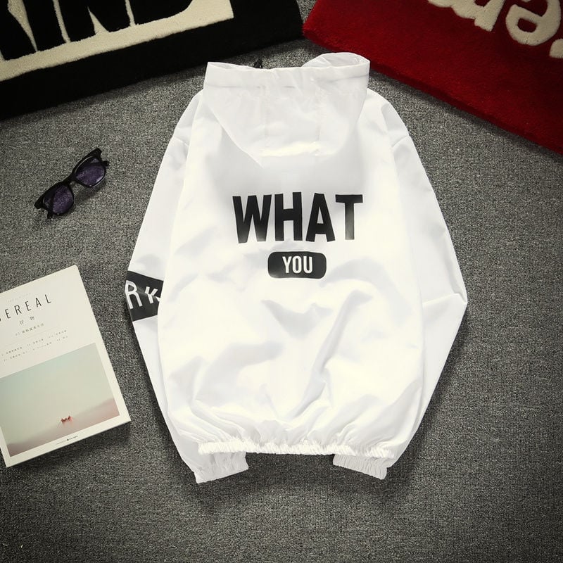 Vyrinė striukė su gobtuvu, lauko saulės apsauga SPF 90, laisvas kirpimas, 100% poliesteris, lengvai kvėpuojanti, daugybė kišenių