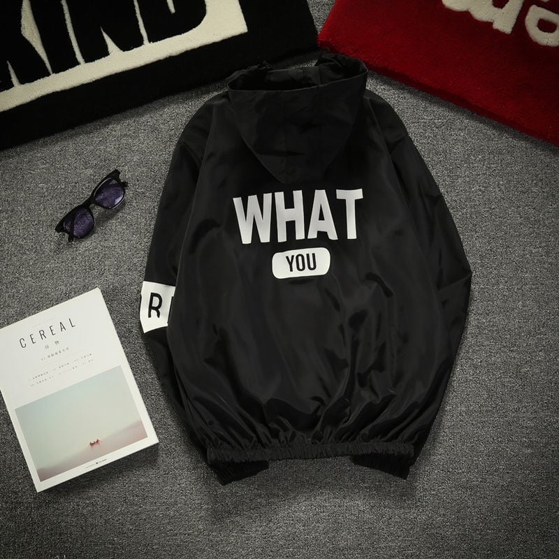 Vyrinė striukė su gobtuvu, lauko saulės apsauga SPF 90, laisvas kirpimas, 100% poliesteris, lengvai kvėpuojanti, daugybė kišenių