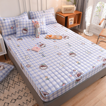 Fésült pamut ágyneműkészlet csúszásmentes, virágos mintázat, 3 részes készlet: lepedő, ágyneműtakaró és matracvédő, kimosott pamut, reaktív nyomtatás