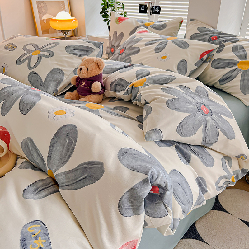 Antklodės užvalkalas - augalų ir gėlių raštas; tie-dye atspaudas; 100% kitos medžiagos; audinio svoris 500–800 g