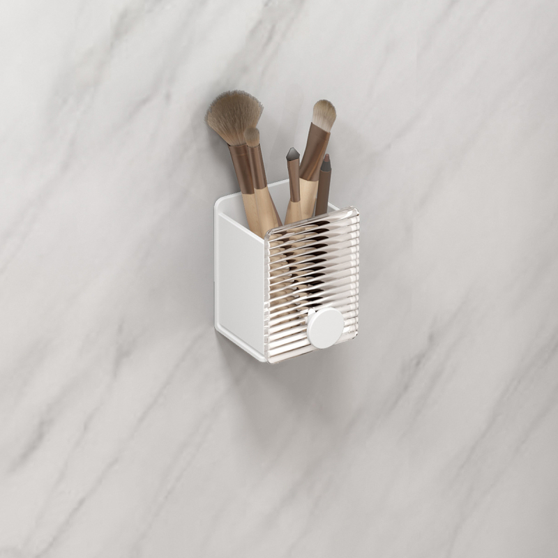 Sieninis laikiklis šepetėliams, dantų pastai ir makiažo šepetėliams – metalinė konstrukcija su aliuminio lydiniu ir akriliu; Modelis: Acrylic makeup stand A; Konfigūracija: vieno arba dviejų vamzdelių; Pritaikymas: Taip; Spausdintas logotipas: Taip