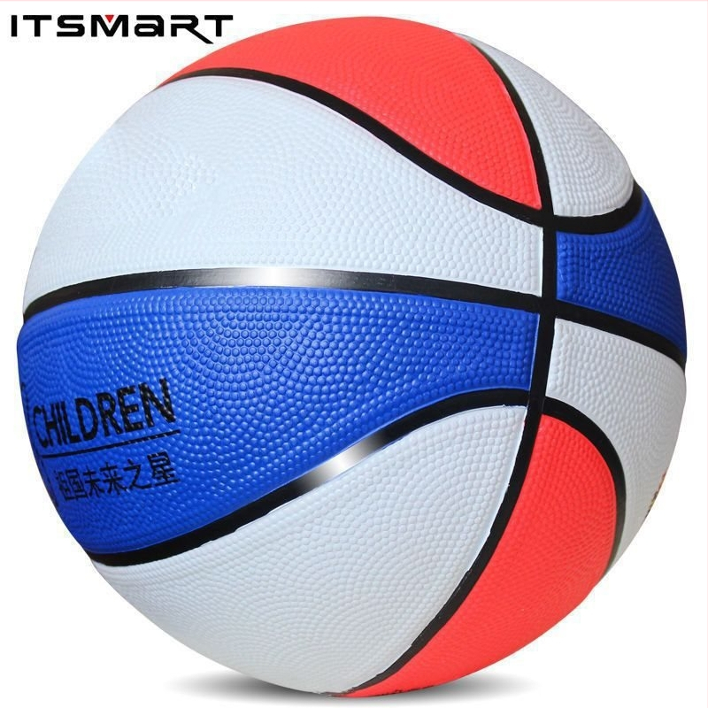 Basketbal s odolnou syntetickou gumou