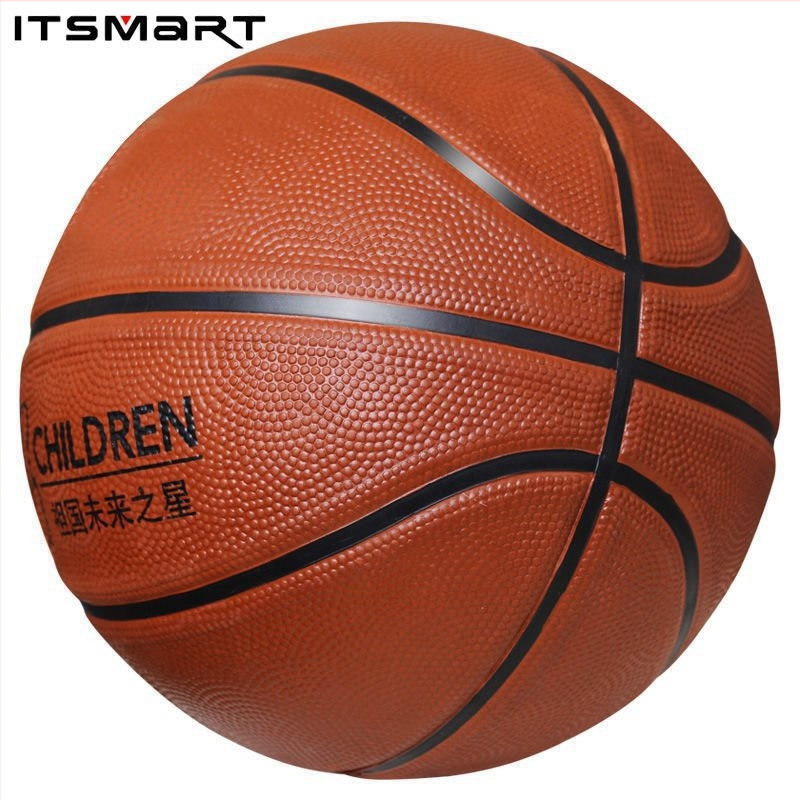 Basketbal s odolnou syntetickou gumou