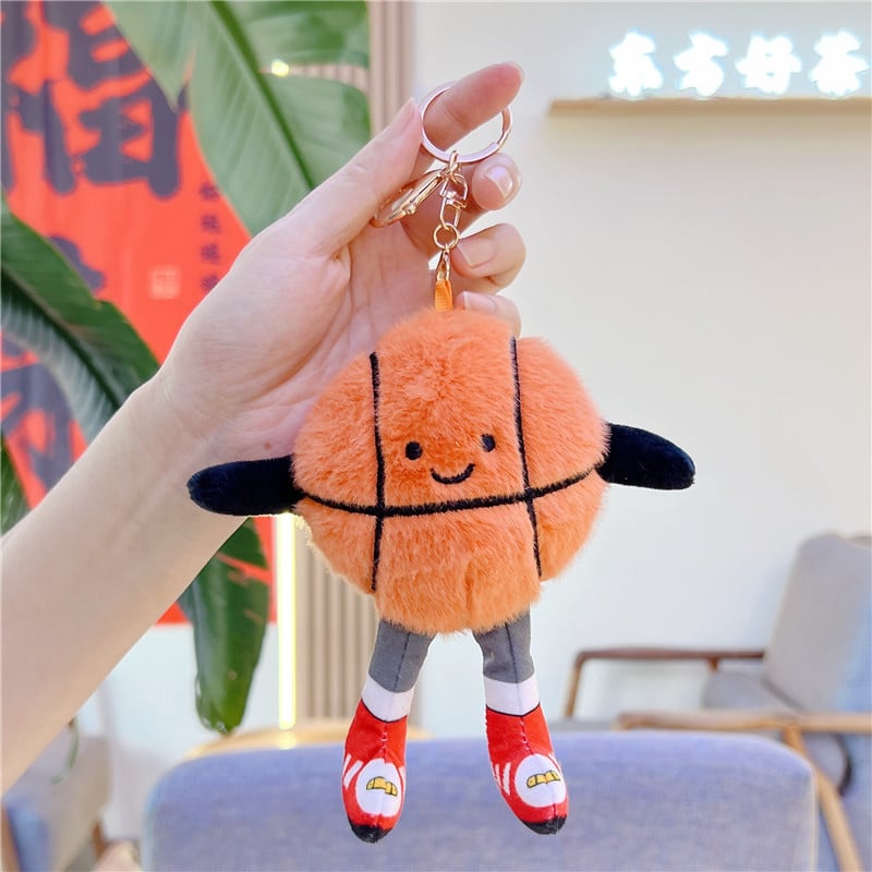 Κούκλα plush για μπρελόκ τσάντας – εξαιρετικά απαλό κοντό βελούδινο ύφασμα, γέμωση PP βάμβακι, επεξεργασία OEM με λογότυπο, κατάλληλη για ηλικίες 14+, μικρό κινούμενο παιχνίδι/μπρελόκ
