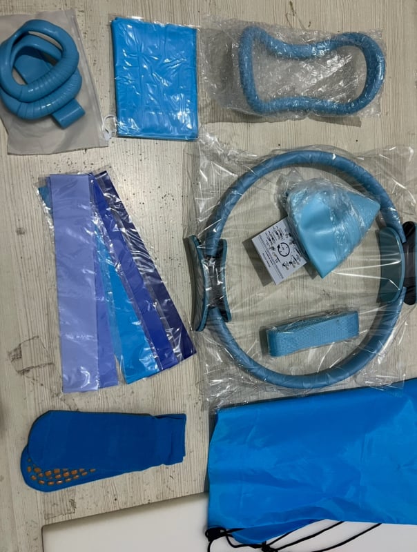 Rujia Pilates žiedas – penkių dalių rinkinys su pripučiamu jogos kamuoliu ir tempimo juostomis, PVC, 100 g