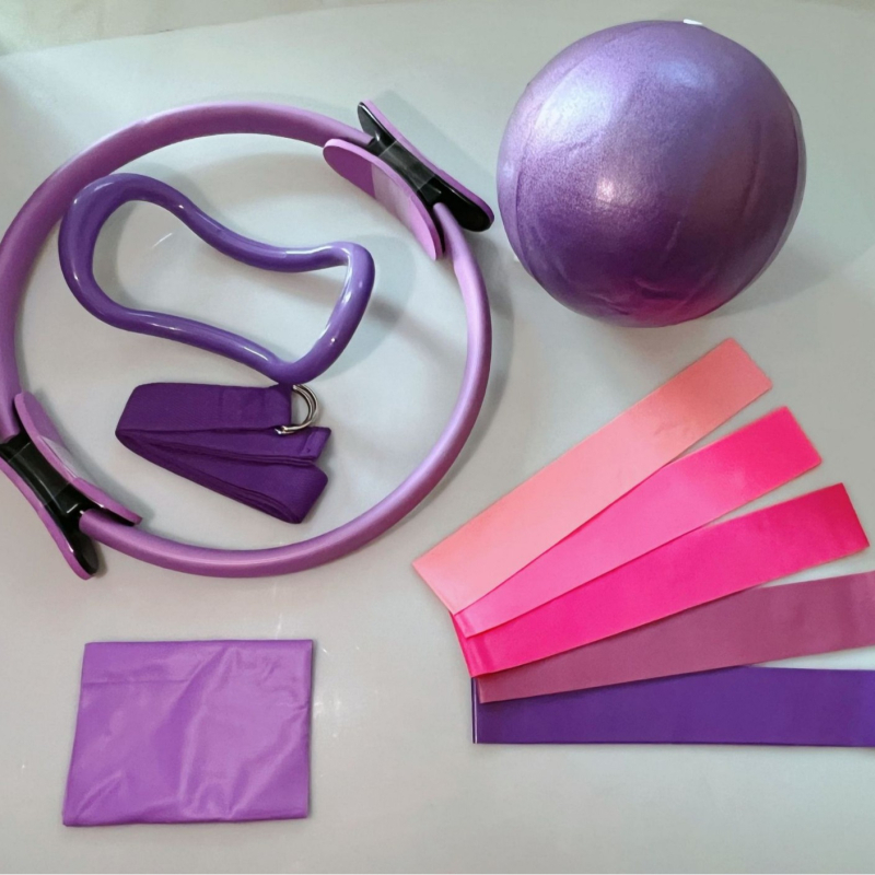 Rujia Pilates žiedas – penkių dalių rinkinys su pripučiamu jogos kamuoliu ir tempimo juostomis, PVC, 100 g