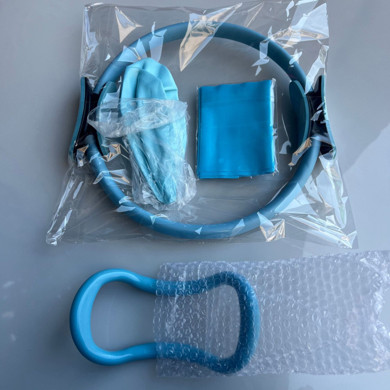 Rujia Pilates žiedas – penkių dalių rinkinys su pripučiamu jogos kamuoliu ir tempimo juostomis, PVC, 100 g