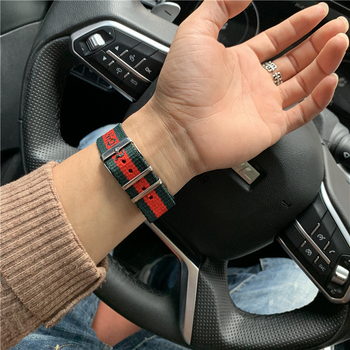 Analogni sat s kvarcnim mehanizmom SL39, kućište od legure, jacquard tekstilna narukvica s engleskim slovima, otisnut logotip, spiralna krunica