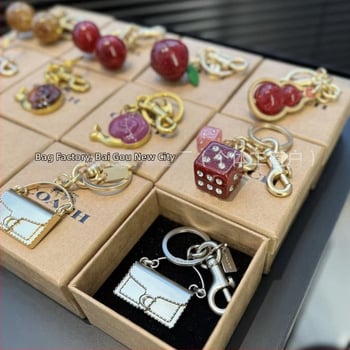 Maišo pakabukas, vaisių raštas, plastikas/derva, klijai, madingas kelionės stilius