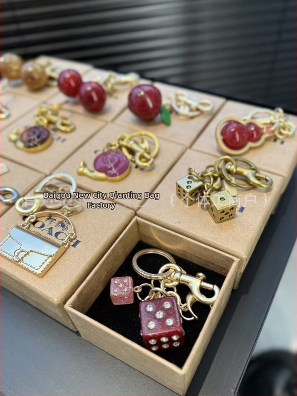 Maišo pakabukas, vaisių raštas, plastikas/derva, klijai, madingas kelionės stilius