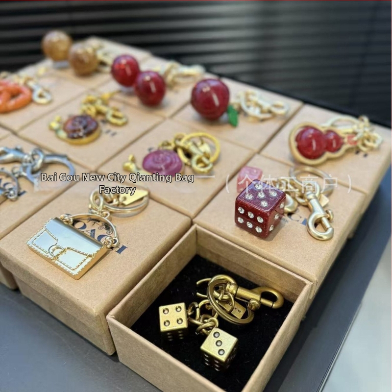 Maišo pakabukas, vaisių raštas, plastikas/derva, klijai, madingas kelionės stilius