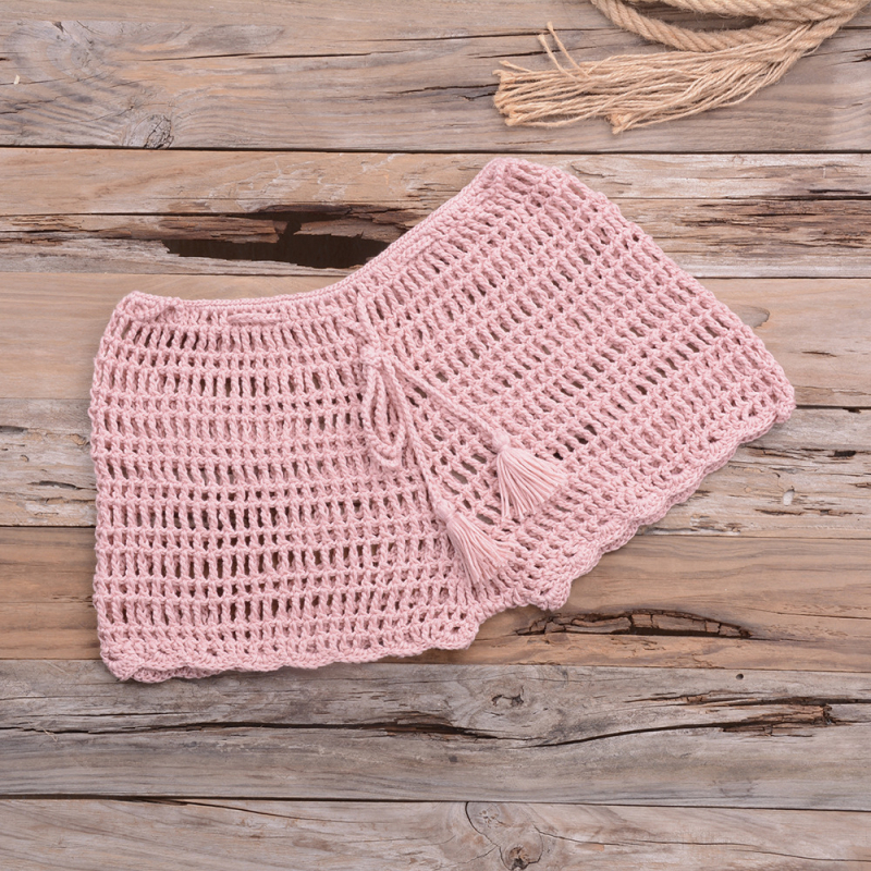 Moterų bikini kelnaitės - dirželio detalė, vienos spalvos, Lyocell 90%, medvilninis pamušalas