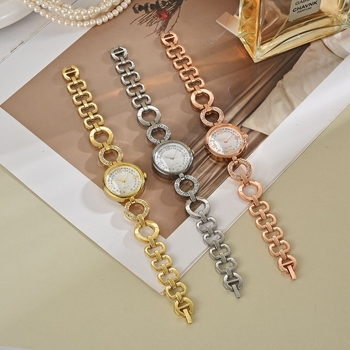 Uus naiste käekell moodsa Rooma sihverplaadiga, teemantidega inkrusteeritud, täisteemantidega luksusliku temperamendiga, lihtne käekell käevõrukaunistusega