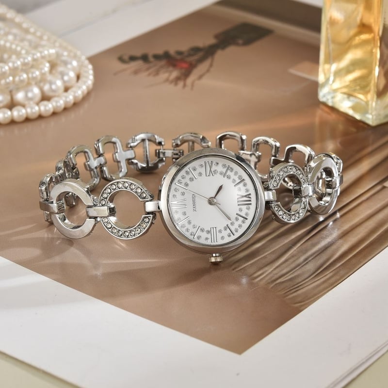 Uus naiste käekell moodsa Rooma sihverplaadiga, teemantidega inkrusteeritud, täisteemantidega luksusliku temperamendiga, lihtne käekell käevõrukaunistusega