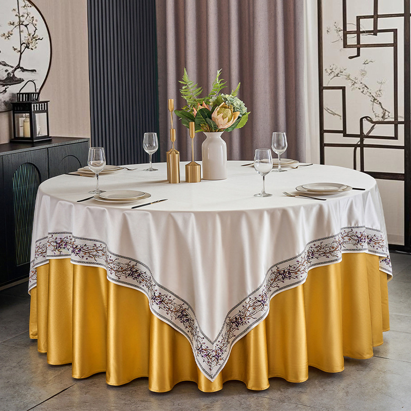 Clouds Stolnjak – kružni, poliester, jednofarbni uzorak, modern minimalistički stil, za hotel i banket