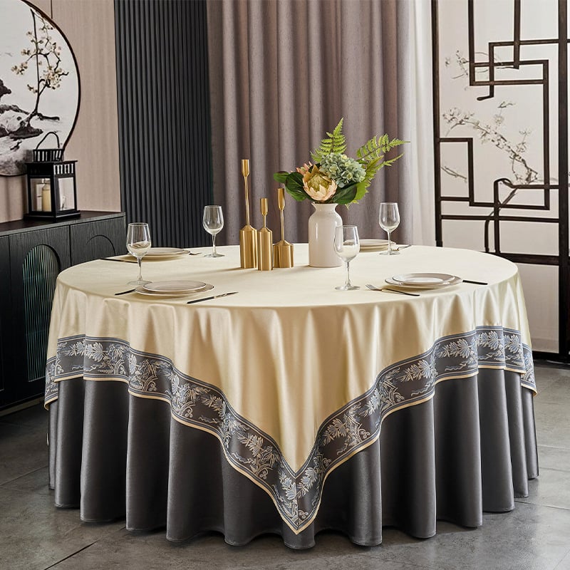 Clouds Stolnjak – kružni, poliester, jednofarbni uzorak, modern minimalistički stil, za hotel i banket