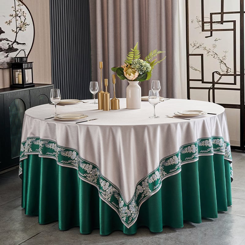 Clouds Stolnjak – kružni, poliester, jednofarbni uzorak, modern minimalistički stil, za hotel i banket