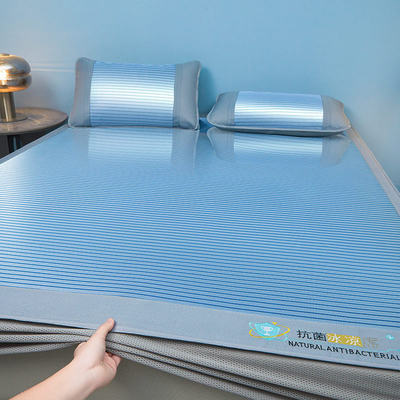 Rinkinys kilimėlių: antibakterinis ice-silk audinys, siuvinėjimas, skalbiamas, sulankstomas pritaikytas kilimėlis, viskozės pluoštas