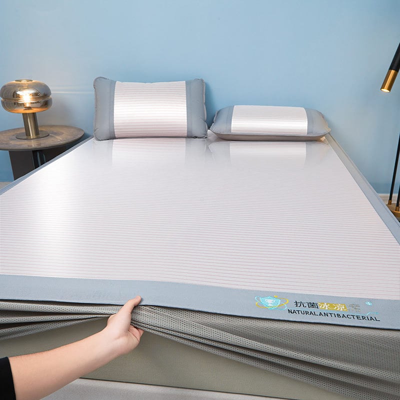 Rinkinys kilimėlių: antibakterinis ice-silk audinys, siuvinėjimas, skalbiamas, sulankstomas pritaikytas kilimėlis, viskozės pluoštas