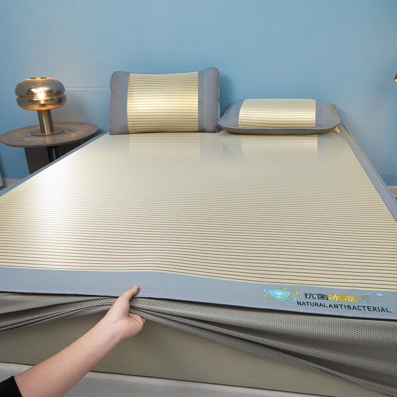 Rinkinys kilimėlių: antibakterinis ice-silk audinys, siuvinėjimas, skalbiamas, sulankstomas pritaikytas kilimėlis, viskozės pluoštas