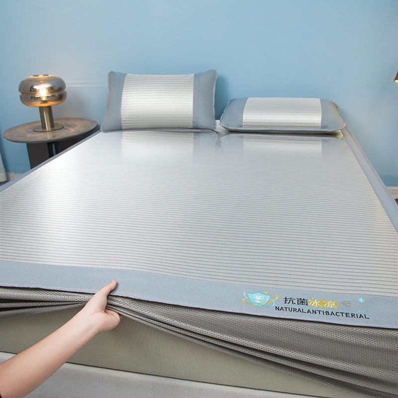 Rinkinys kilimėlių: antibakterinis ice-silk audinys, siuvinėjimas, skalbiamas, sulankstomas pritaikytas kilimėlis, viskozės pluoštas